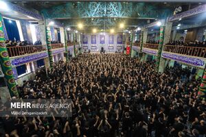 عکس/ عزاداری تاسوعای حسینی در مسجد حظیره یزد