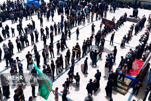 عکس/ سوگ مردم زابل در عزاداری تاسوعای حسینی