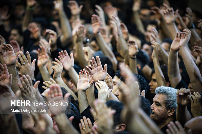 عزاداری تاسوعای حسینی در مسجد حظیره یزد