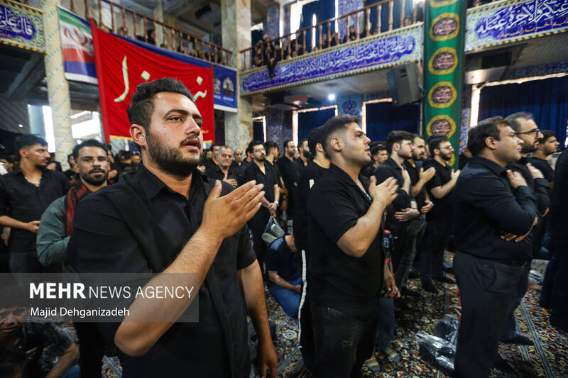 عزاداری تاسوعای حسینی در مسجد حظیره یزد