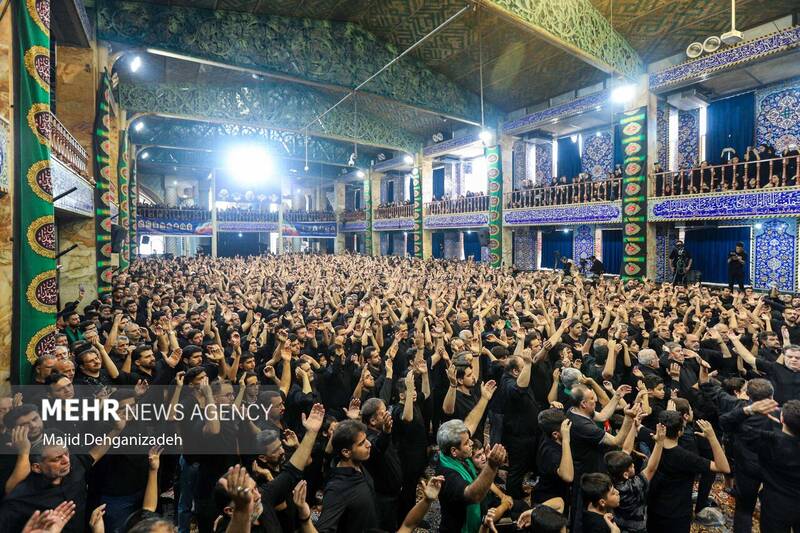 عزاداری تاسوعای حسینی در مسجد حظیره یزد