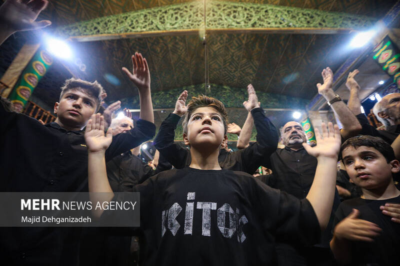 عزاداری تاسوعای حسینی در مسجد حظیره یزد