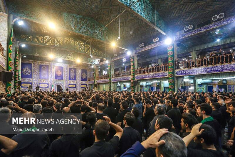 عزاداری تاسوعای حسینی در مسجد حظیره یزد