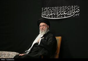 پیام پُرمعنا حضور رهبر انقلاب در مراسم شب عاشورا؛ ارتباط عمیق امام و امت