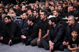 مراسم عزاداری شام غریبان حسینی (علیه‌السلام) در حسینیه امام خمینی