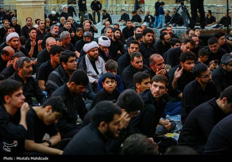 مسجد جمکران در شب عاشورا؛ هم‌نوا با کربلا، هم‌عهد با ظهور +تصاویر