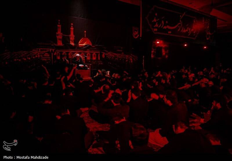 مسجد جمکران در شب عاشورا؛ همنوا با کربلا، همعهد با ظهور +تصاویر