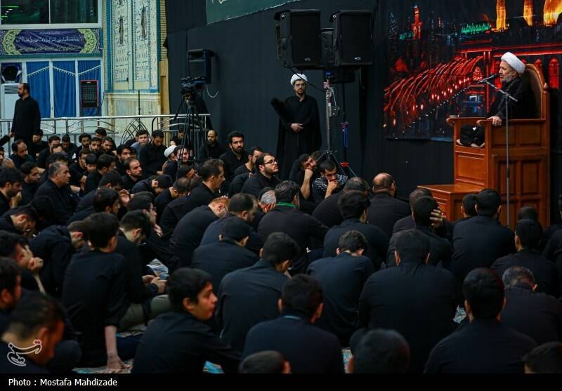 مسجد جمکران در شب عاشورا؛ همنوا با کربلا، همعهد با ظهور +تصاویر
