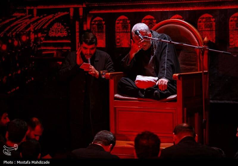 مسجد جمکران در شب عاشورا؛ هم‌نوا با کربلا، هم‌عهد با ظهور +تصاویر