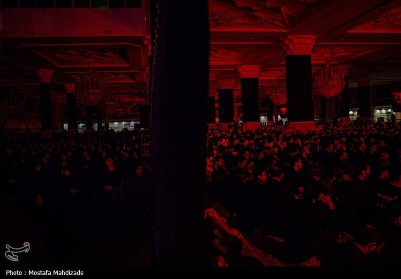 مسجد جمکران در شب عاشورا؛ همنوا با کربلا، همعهد با ظهور +تصاویر