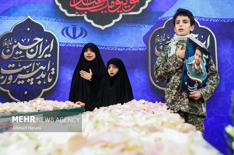 شهيد،امام،مجاوران