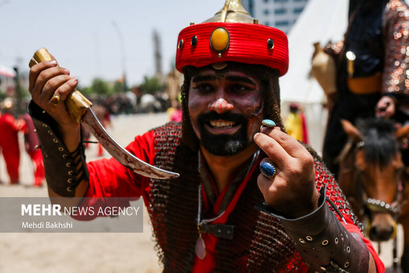 آیین خیمهسوزان عاشورا در هیئت خیامالحسین (ع) قم