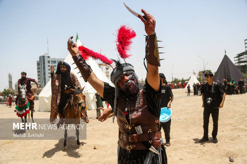 آیین خیمهسوزان عاشورا در هیئت خیامالحسین (ع) قم