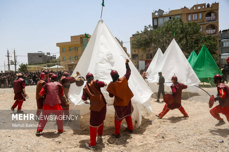 آیین خیمه‌سوزان عاشورا در هیئت خیام‌الحسین (ع) قم‎