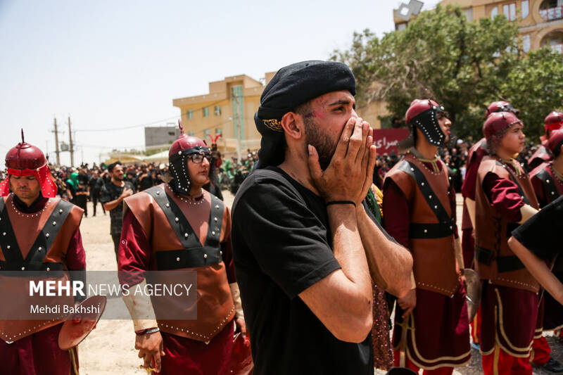 آیین خیمهسوزان عاشورا در هیئت خیامالحسین (ع) قم