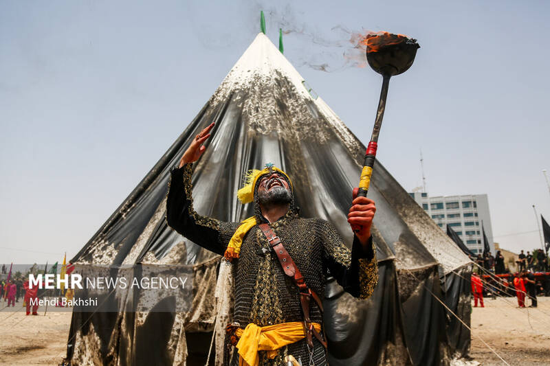 آیین خیمه‌سوزان عاشورا در هیئت خیام‌الحسین (ع) قم‎
