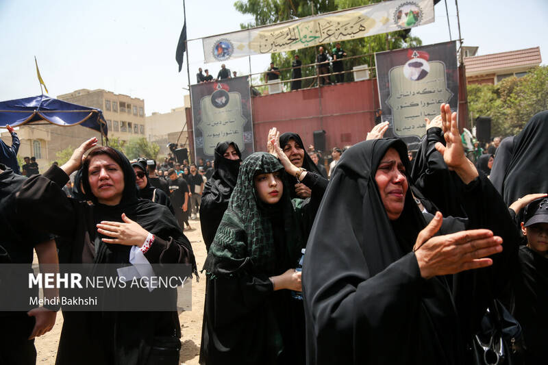 آیین خیمه‌سوزان عاشورا در هیئت خیام‌الحسین (ع) قم‎