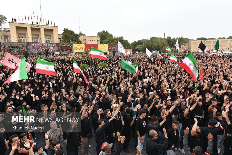 اجتماع عظیم «یوم الحسین» در اصفهان
