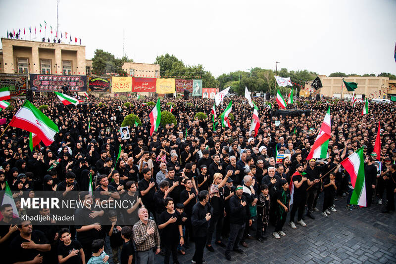 اجتماع عظیم «یوم الحسین» در اصفهان