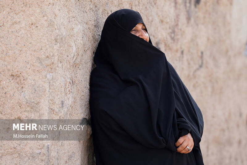 عزاداری مردم شیعه و سنی شهر بزمان در روز عاشورا