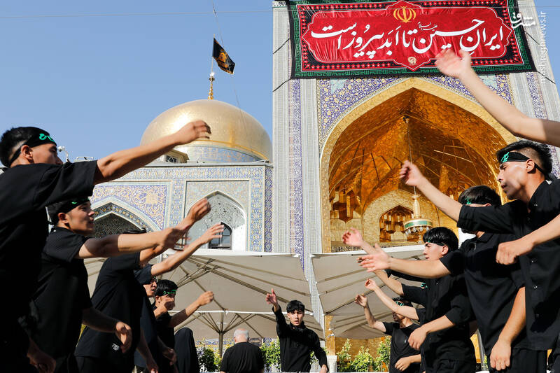 عزاداری روز عاشورا در حرم رضوی _ مشهد