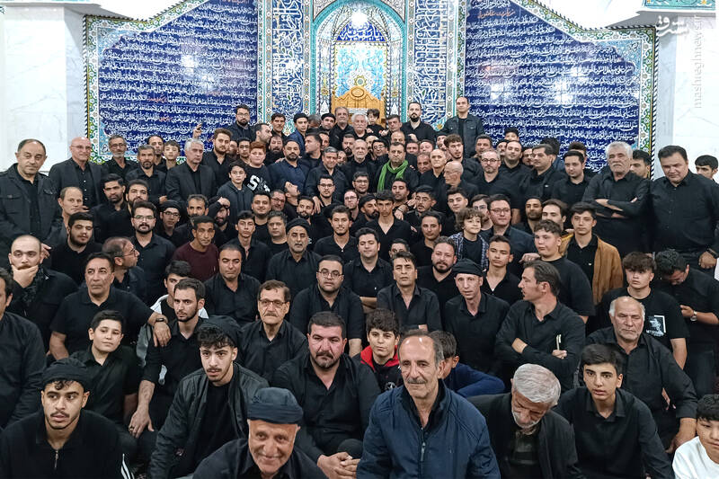 عکس / حضور پزشکیان در آئین شام غریبان مسجد اوچدکان اردبیل 12