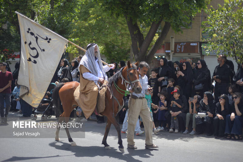 کاروان نمادین طایفه بنی اسد در همدان