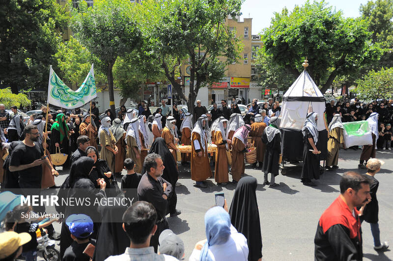 کاروان نمادین طایفه بنی اسد در همدان