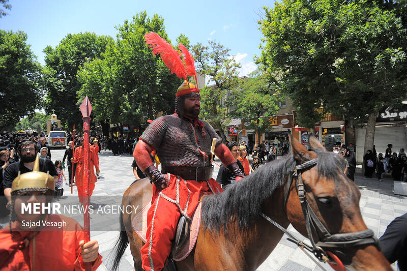 کاروان نمادین طایفه بنی اسد در همدان