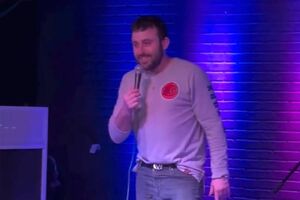 کمدینهای اسرائیلی در مسیر طبیعیجلوه دادن نسلکشی! .