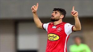ترفند محمد عمری برای افزایش قراردادش با پرسپولیس / پیشنهاد سپاهان در میان است؟