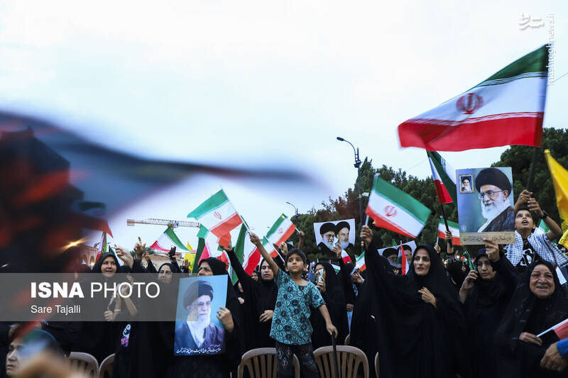 عکس / اجتماع عظیم زینبیون در کرمان 36
