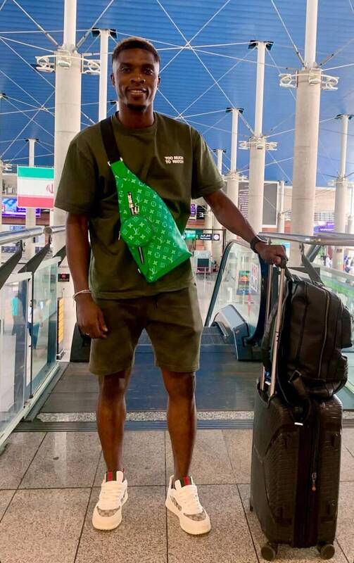 مهاجم خارجی استقلال وارد تهران شد