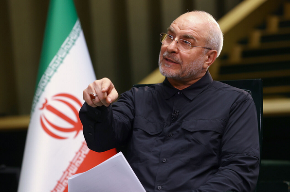 رهبر انقلاب در چندساعت، نیروهای مسلح را از شوک خارج کرد/ حمله رژیم صهیونیستی قطعاً با هماهنگی آمریکا بود/ دکترین امنیتی و اقتصادی رژیم صهیونیستی فرو ریخت