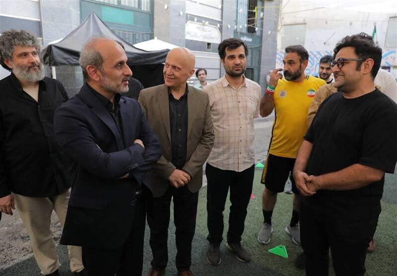 دیدار جبلی با اکبر عبدی و عوامل سریال «سبزواران» + عکس 5