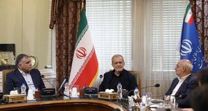 بازدید سرزده پزشکیان از وزارت نفت