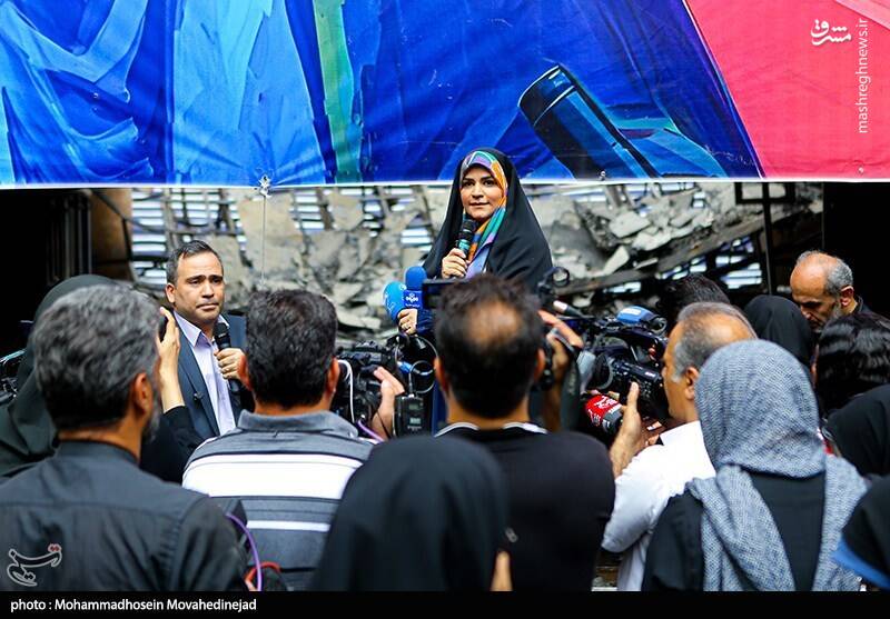 عکس / بازدید سفرای 28 کشور از ساختمان شیشهای صداوسیما 10