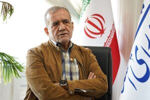 دیدار پزشکیان با برخی از خانواده‌های آسیب‌دیده از جنگ 12 روزه