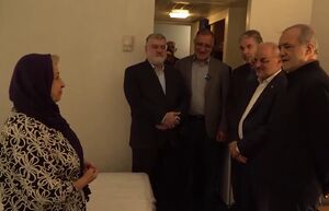 فیلم / دیدار پزشکیان با برخی از خانواده‌های آسیب‌دیده در جنگ 12 روزه