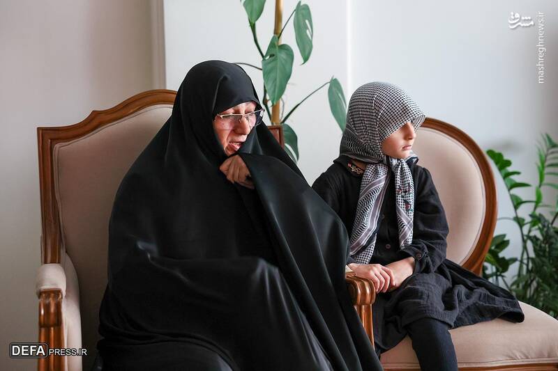 دیدار با خانواده شهید سپهبد غلامعلی رشید دیدار با خانواده شهید سپهبد غلامعلی رشید