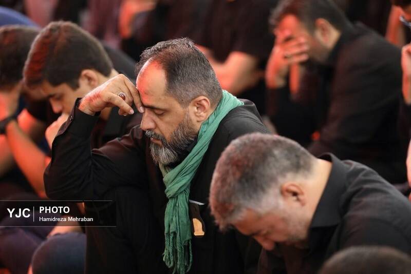 عکس / آیین غبارروبی ضریح مطهر امامزاده صالح (ع) 48
