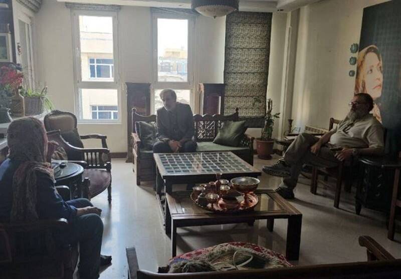 بازدید مدیران سینمایی از سینماگران آسیبدیده + عکس 7