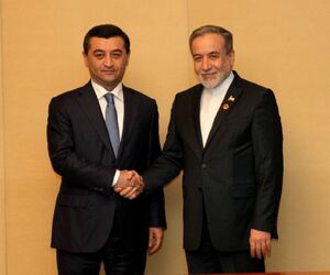 دیدار عراقچی با وزیر خارجه ازبکستان