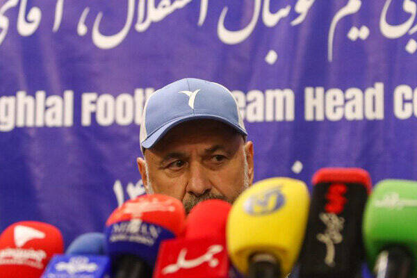 مدیریت استقلال زیر تیغ انتقادات؛ از «ماتزاری» خیالی تا «کاریله» ایمیلی