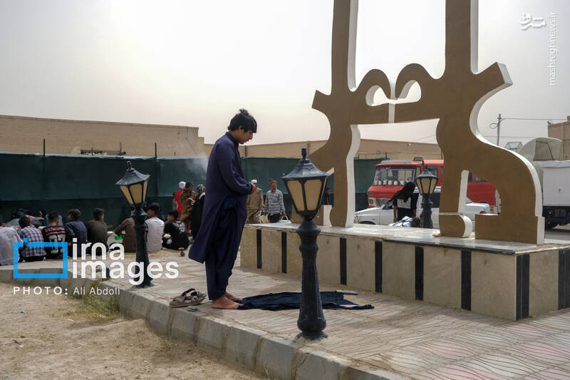 عکس / خروج اتباع افغان غیرمجاز از مرز میلک 16