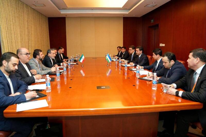 دیدار عراقچی با وزیر خارجه ازبکستان