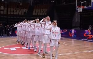 فیلم/ سلام نظامی تیم بسکتبال بانوان ایران قبل از بازی تایلند