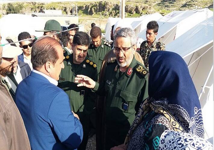 سردار غیب پرور در میان سیل‌زدگان «ماژین»