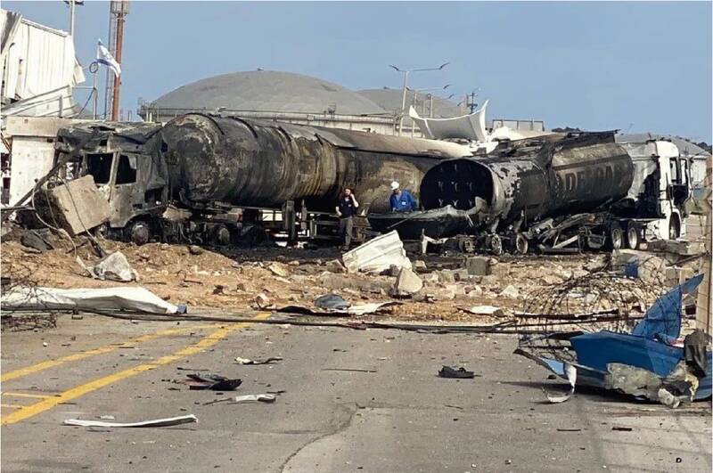 بحران سوخت در رژیم صهیونیستی/ تداوم پیامدهای حمله موشکی ایران به پالایشگاه حیفا