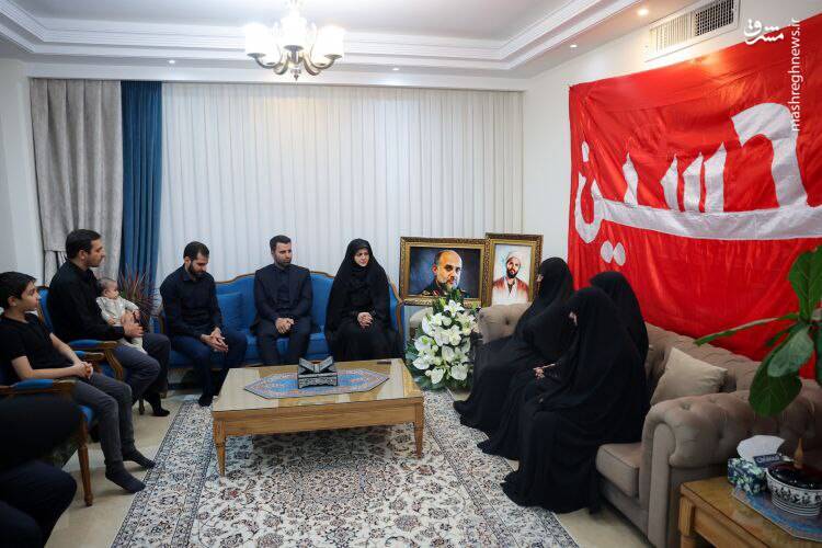 عکس/ دیدار دختر رئیس جمهور با خانواده شهید رشید